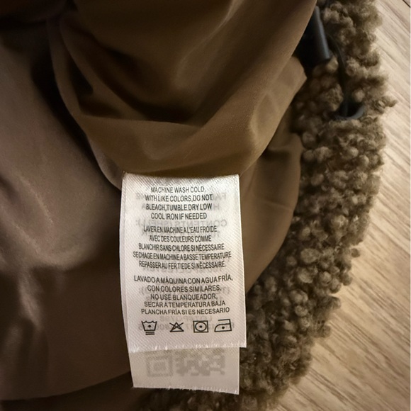 Onia Sherpa Jacket - Picture 9 of 12